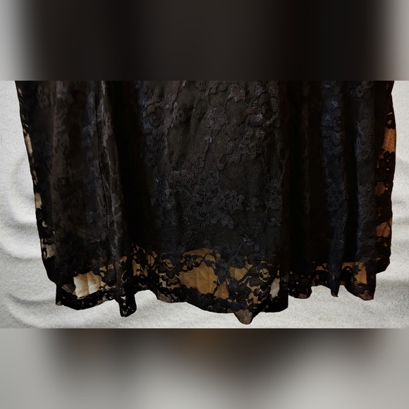 Kiyonna Plus Size Maria Onyx Black Lace Evening Gown Size 4X - Picture 4 of 12